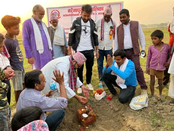 A 15-bed hospital is being built in Narainapur
